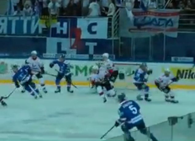 Хоккеисты тольяттинской «Лады» уступили «Трактору» в драматичном матче (видео) | CityTraffic