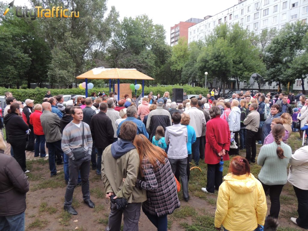 Новости тольятти сегодня последние свежие. Митинг в 16 квартале Тольятти у школы 84. Депутат 20 квартала Тольятти. Тольятти Автозаводской район митинг 23.01.2021. Участковый 7 квартала Тольятти.