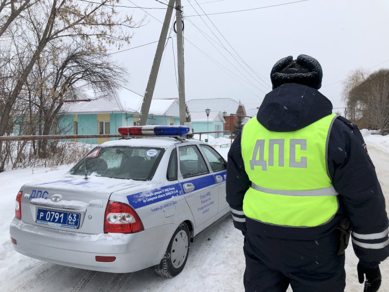 Школьница из Самарской области попала под колеса «Волги»