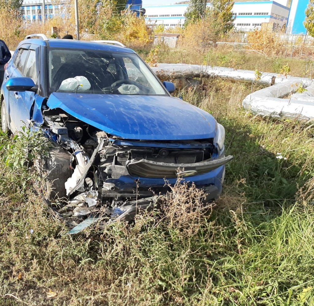 В Жигулевске на нерегулируемом перекрестке столкнулись 3 автомобиля, 3 человека пострадали | CityTraffic