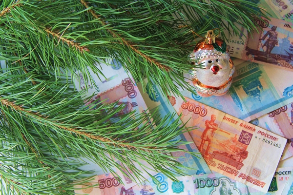 За период новогодних праздников жители Самары планируют потратить в среднем 20 тысяч рублей | CityTraffic
