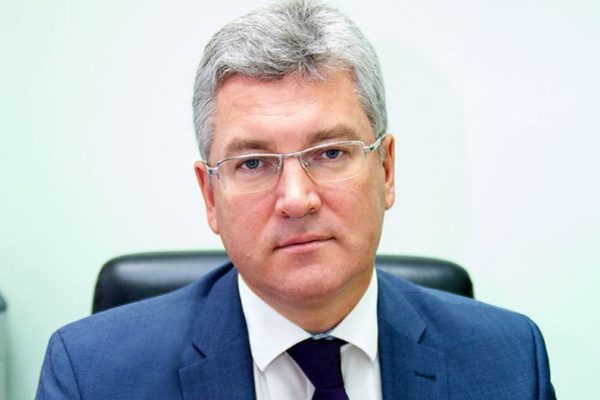 «Единая Россия» намерена приоста­новить членство бывшего главы самар­ского кабмина Виктора Кудряшова в партии