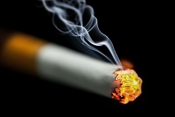 В Самаре в 2020 году 1500 человек привлекли к ответственности за курение в общественных местах | CityTraffic
