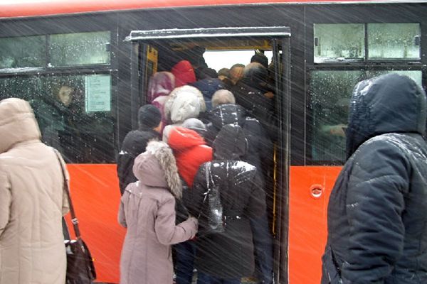 В Самаре автобусы №70 пустили в объезд из-за ДТП на Советской Армии | CityTraffic