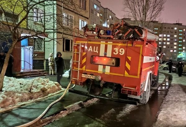 Пожарные назвали причину пожара в Тольятти, где погибли двое взрослых и выжил ребенок | CityTraffic