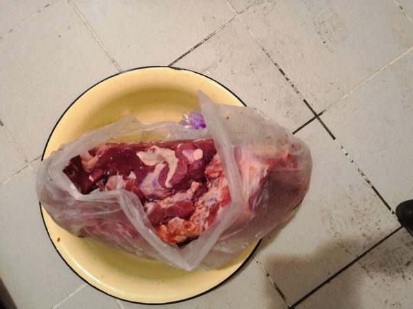 Виноватыми в поставках гнилого мяса в детсады Тольятти оказались сами детсады