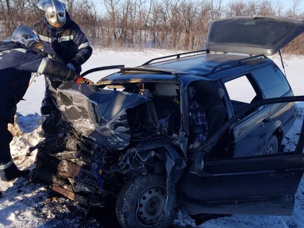 Двое взрослых погибли, ребенок в тяжелом состоянии после аварии на трассе М-5 в Самарской области | CityTraffic