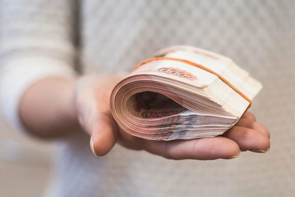 В Тольятти адвокат пыталась обманом получить 1 млн рублей