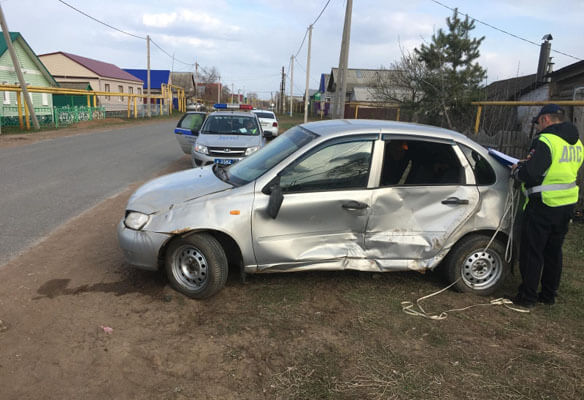 В селе Самарской области два водителя не поделили перекресток, пострадал один человек | CityTraffic В селе Самарской области два водителя не поделили перекресток, пострадал один человек | CityTraffic