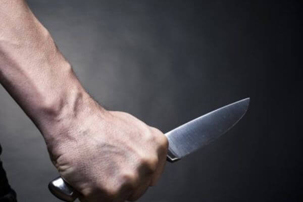 Житель Самары угрожал жене ножом 5 раз | CityTraffic