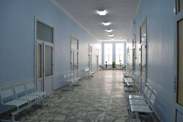 Из-за коронавируса в Самарской области снова приостановили плановые госпитализации и диспансеризацию | CityTraffic