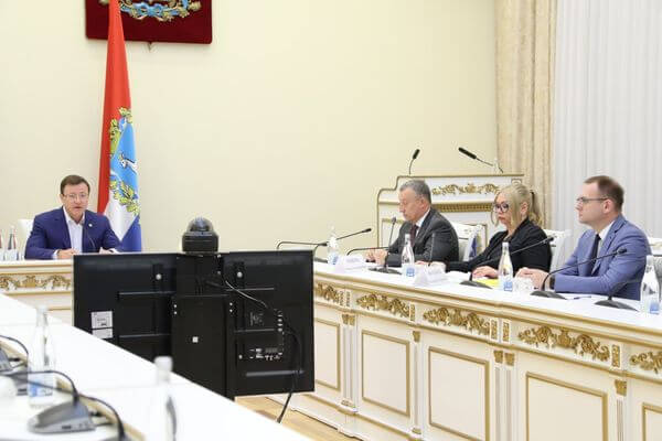 Главой управ­ля­ющего совета НОЦ станет ректор Самарского универ­ситета Владимир Богатырев