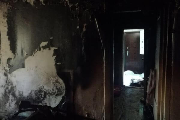 Три человека погибли в Самаре из-за неосторожного обращения с огнем при курении | CityTraffic
