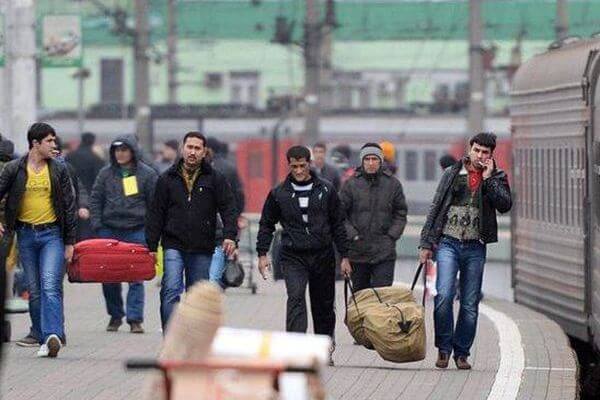 За 7 дней полицейские Самарской области выявили 360 нарушений закона мигрантами