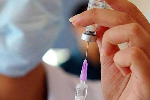 Прививки от коронавируса начали делать воспитателям детсадов в Самарской области | CityTraffic