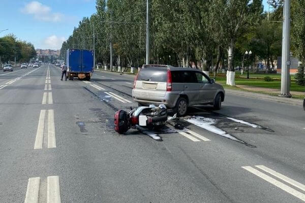 В Самаре женщина на иномарке сбила мотоциклиста | CityTraffic