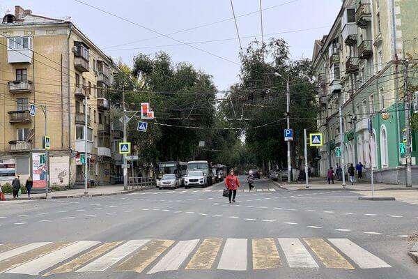 В Самаре на перекрестке Мичурина и Масленникова появились диагональные переходы | CityTraffic