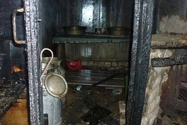 В Самарской области сгорела баня и камыш вокруг нее на площади 200 «квадратов»