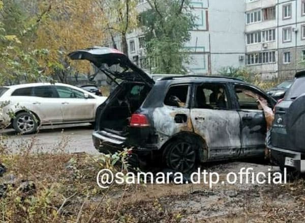 Рано утром в воскресенье в Самаре горели три иномарки | CityTraffic