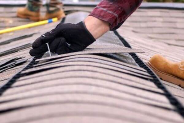 В Самарской области на ремонт протекающей крыши гаража облправительства и трех ЗАГСов выделили 37,4 млн | CityTraffic