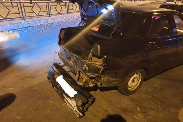 В Самаре столкнулись "десятка" и "Приора", пострадала женщина | CityTraffic