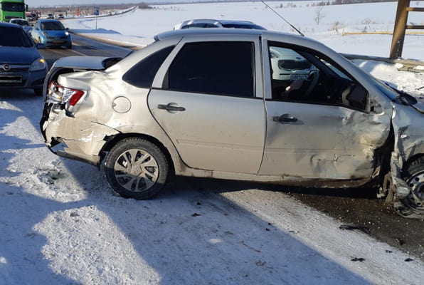 Три человека пострадали в ДТП на автодороге «Ульяновск-Димитровград-Самара»