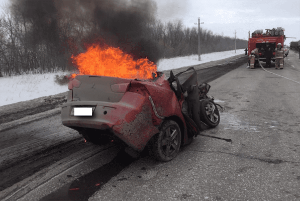 Двое погибших в ДТП с КАМАЗом и Mitsubishi в Самарской области – несовершеннолетние