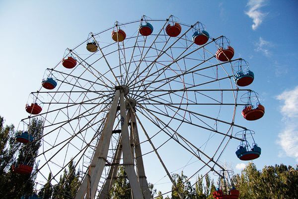 В Парке Победы в Самаре начали демонтировать колесо обозрения | CityTraffic