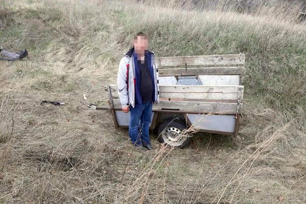 Житель Самарской области украл прицеп и спрятал его у реки | CityTraffic