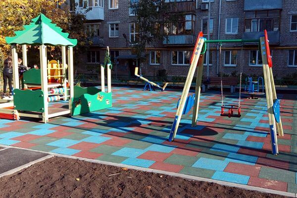 В Железнодорожном и Советском районах Самары обновят дворы | CityTraffic