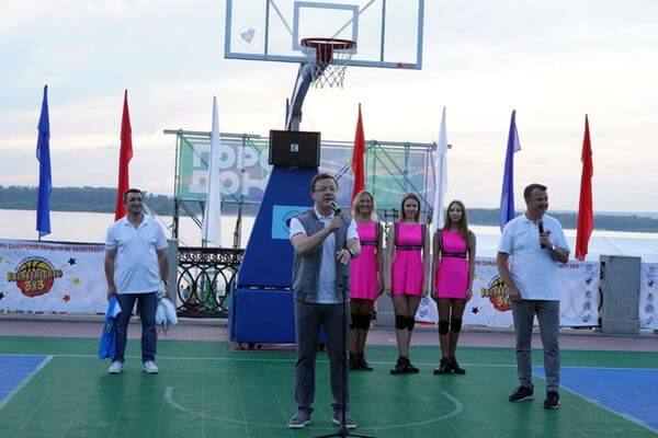 Глава Самарской области дал старт новому турниру по баскетболу 3х3 «BasketNights»