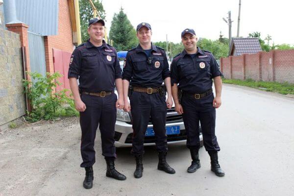 В Самарской области полицейские уберегли от пожара дачников и их имущество
