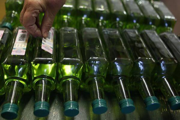 За 9 месяцев 2023 года в Самарской области Роспотребнадзор забра­ковал более 3000 литров алкоголя