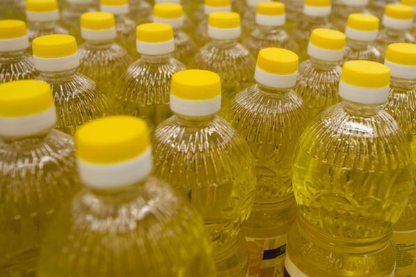 В Самарской области на сдержи­вание цен на подсол­нечное масло направят 250 тысяч рублей