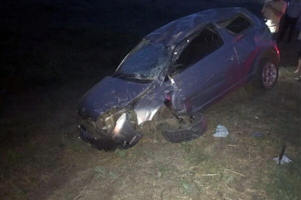 "Тойота" опрокинулась на трассе в Самарской области, 18-летний водитель попал в больницу | CityTraffic
