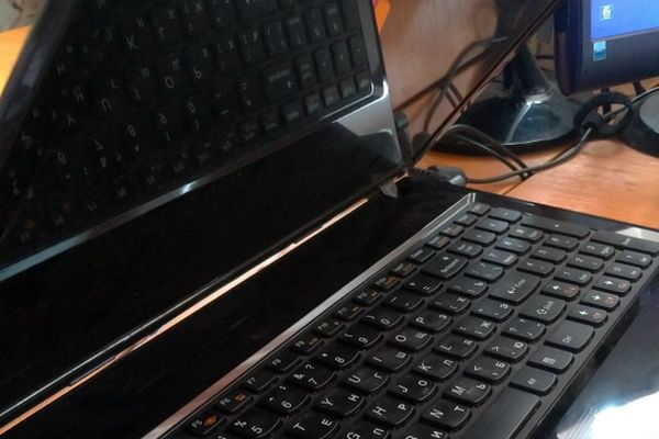 Полицейские Самары нашли ноутбук, выпавший из багажника автомобилиста из Тольятти | CityTraffic