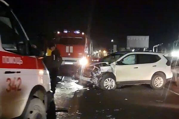 В Самаре столкнулись 2 легковушки, пострадали 3 человека | CityTraffic