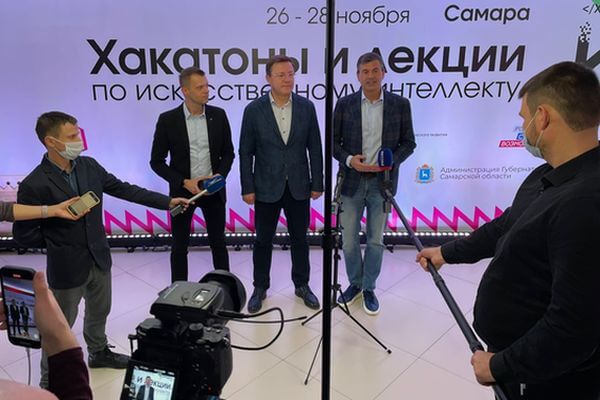 Дмитрий Азаров наградил победителей всероссийского хакатона | CityTraffic