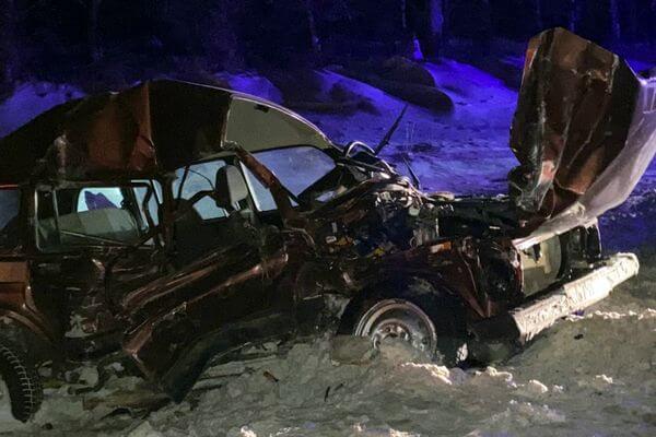 Водитель «Нивы» погиб в столк­но­вении с автобусом на трассе М‑5 в Самарской области
