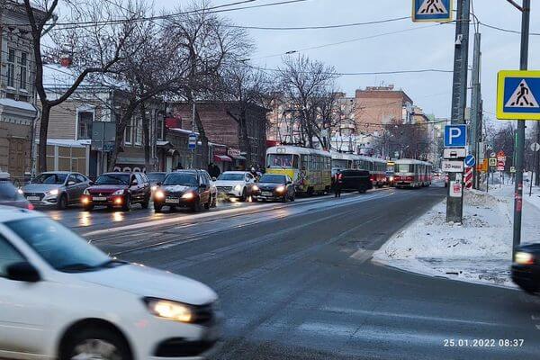 В Самаре введут запрет парковки на улицах Красноармейской и Арцыбушевской