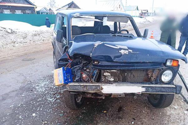 В Самарской области нетрезвый водитель "Нивы" врезался в "Калину" и получил травмы | CityTraffic