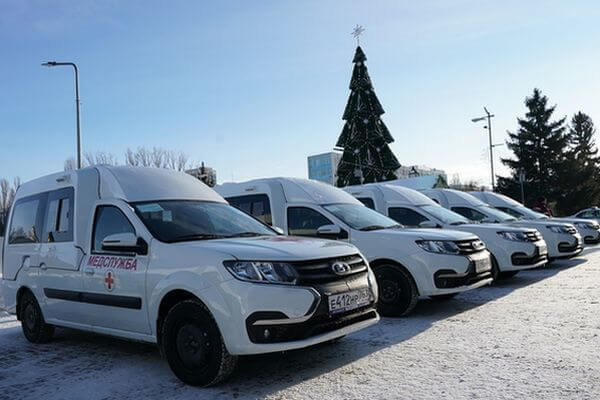 В Самарской области парк Скорой помощи пополнили 30 новых автомобилей для транспортировки больных ковидом