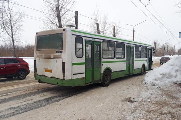 В Самаре восста­новили движение автобусов до Мехзавода