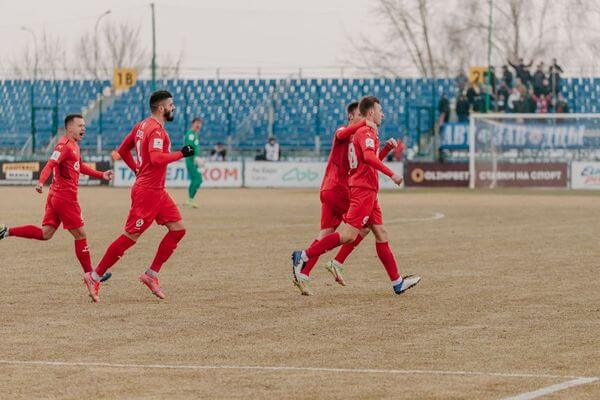 Тольяттинский «Акрон» в Жигулевске победил «Краснодар‑2»