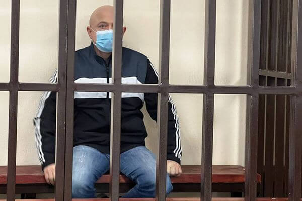 В Самаре дело о взятках экс-полицей­ского Вячеслава Хомских вернули в облсуд