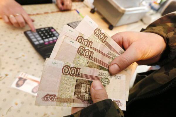 В Самаре к концу 2022 года средняя зарплата может достичь 52 867 рублей
