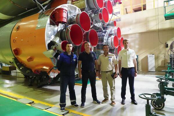 С Байконура запустили ракету-носитель с пилоти­руемым кораблем «К. Э. Циолковский»