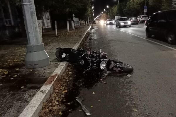 В Сызрани «Веста» врезалась в два мотоцикла