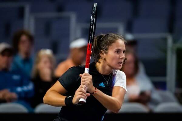 Дарья Касаткина одержала победу во втором матче Итогового чемпи­оната WTA