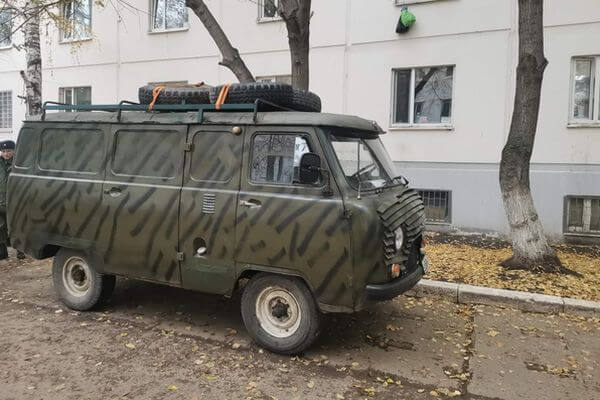 Самарские волонтеры модер­ни­зи­ровали 4 автомобиля и отправили развед­чикам на фронт